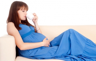 Что полезнее пить во время беременности?