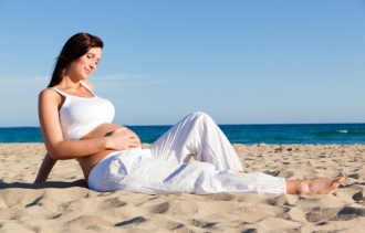 Загар и беременность: правила и противопоказания